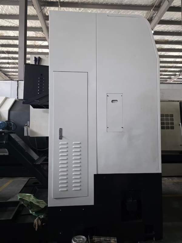 油机KV320数控立车，同款4台。