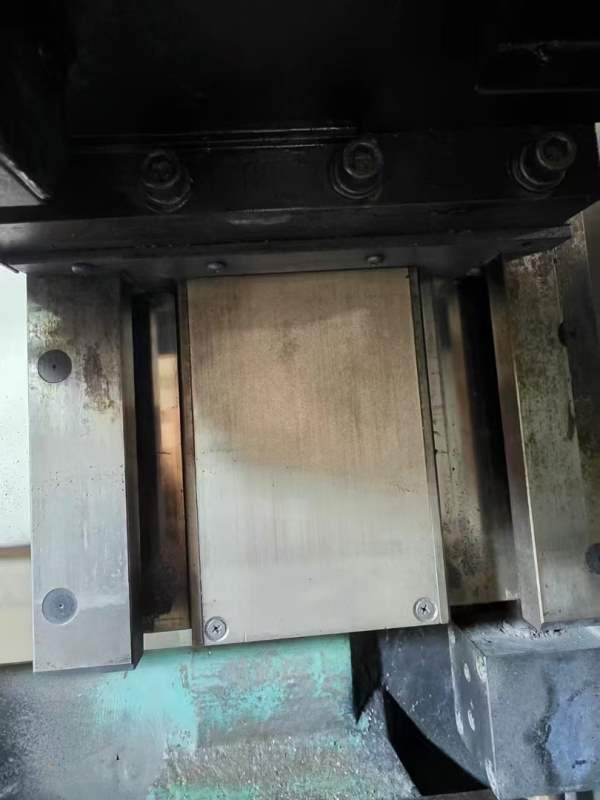 斗山PUMA3050数控车床，车削直径420，车削长度648，发.