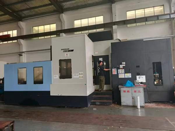斗山整厂设备全部已拉回滁州仓库，韩国斗山PUMA800L刀.