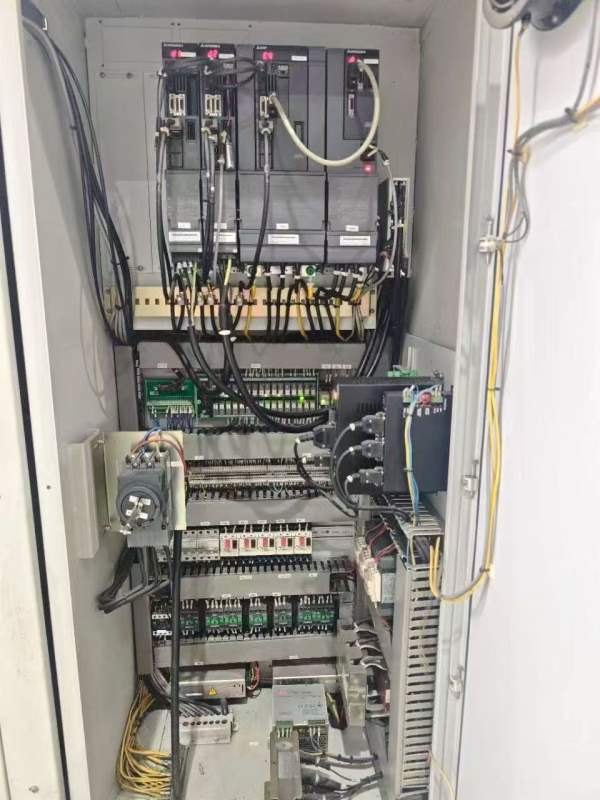 同款2台2017年辛辛那提CFV-1100高速加工中心一台带刀.