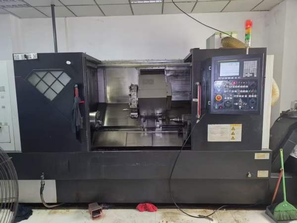 海天精工 TC30A1000 斜轨刀塔机回转直径650mm，车削直.