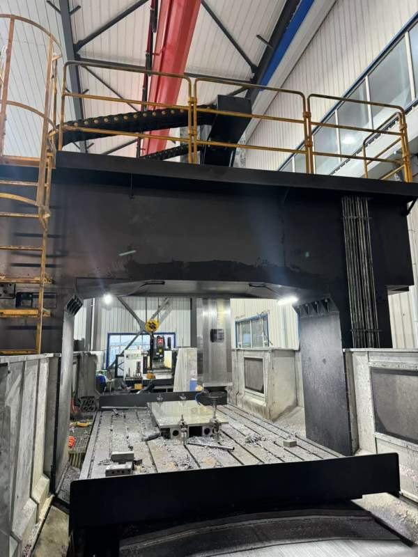长春工厂刚买一台国盛4029龙门，工作台2.5米4米，门宽.