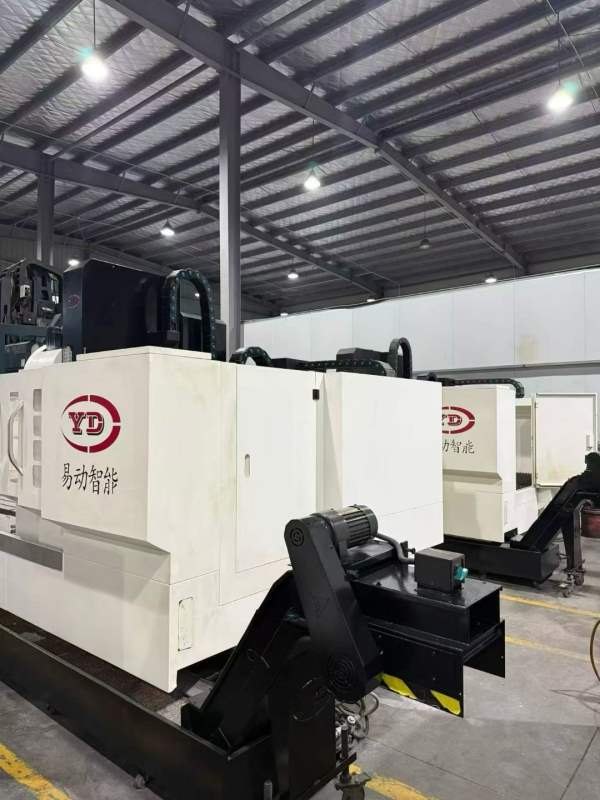 无锡易动智能2500重型款型材加工中心同款两台发那科0i.