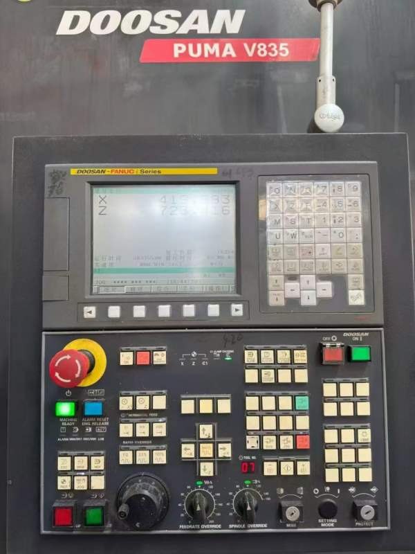 斗山PUMA V835数控立车4台发那科系统，八工位刀塔720.