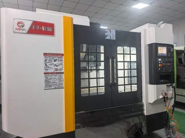 刚到两台全新河海FV-1160加工中心三轴滚柱线轨，45宽X.