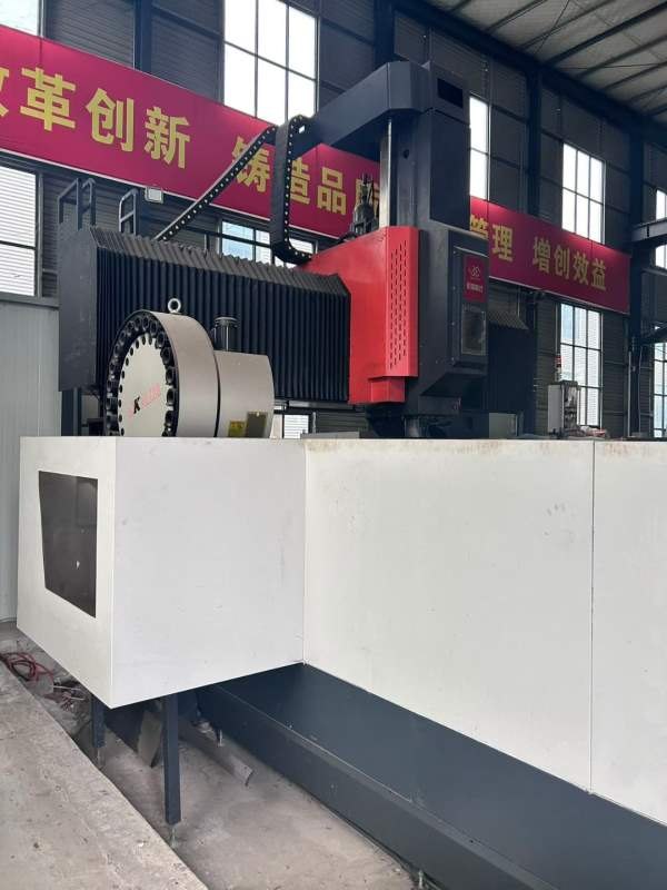 在位急售2021年南京钜钢4025数控龙门加工中心、发那科.