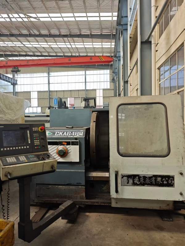 福州机床6480数控卧车，加工直径800mm，加工长度750mm.