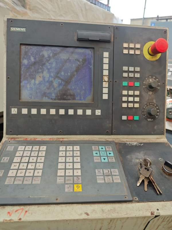 福州机床6480数控卧车，加工直径800mm，加工长度750mm.