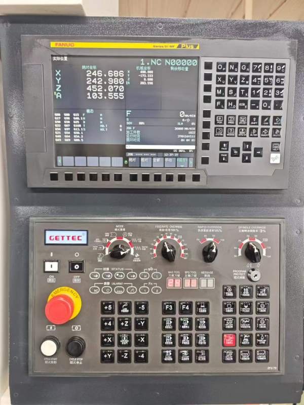 基本全新同款两台吉德特855加工中心，发那科MF PIUS系.