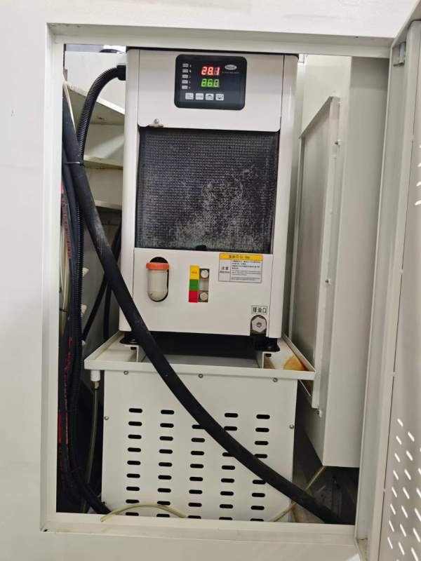 基本全新同款两台吉德特855加工中心，发那科MF PIUS系.