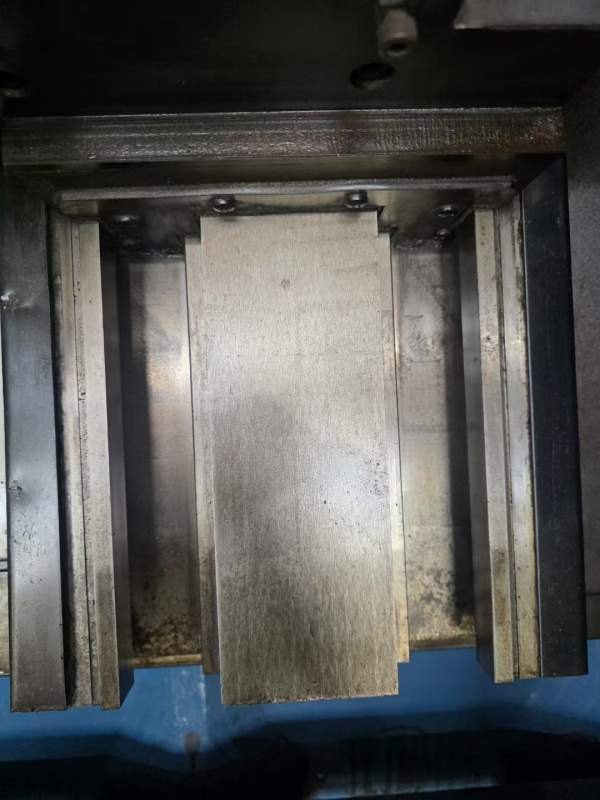 安阳AD25数控车床，加工长度1米