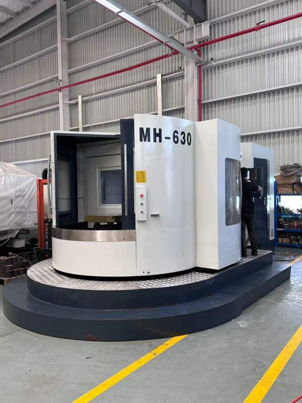 刚买下精品安装少用光巨630双工作台卧加型号:MH-630产.