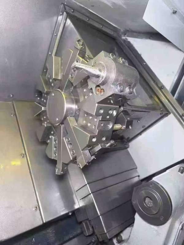 同款5台，台湾程泰GLS2000e，主轴配8寸千岛卡盘，通孔.