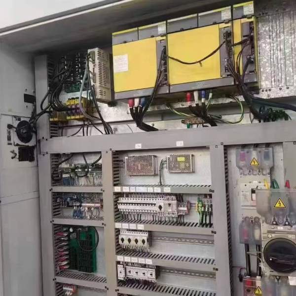 台湾原装立仲CNC-S50/3M管螺纹数控车床，24寸双液压卡.
