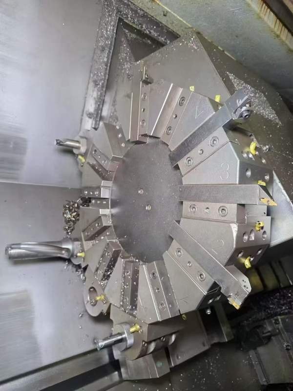 海天精工 TC30A1000 斜轨刀塔机回转直径650mm，车削直.