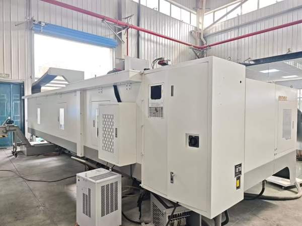 新到一台准新群志4500型材加工中心，发那科MFPIUS系统.