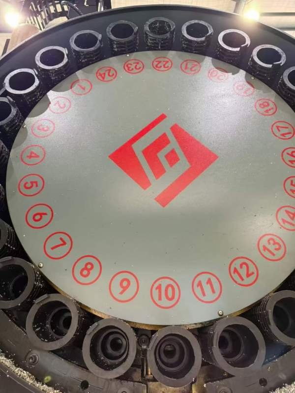 同款4台海天GLUe16/20龙门加工中心，20年出厂，工作台.