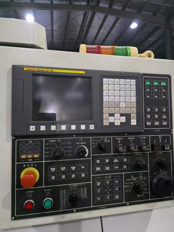 台湾原装程泰GS280M车铣复合，A2-8主轴配10寸千岛液压.