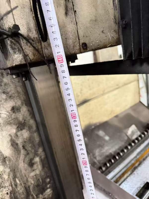 在位2521龙门加工中心，BT50主轴，两线一硬，台面1.9/.