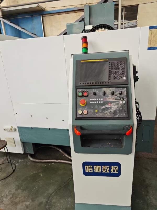 哈驰4500型材加工中心，铸件床身，BT40主轴12000转，.