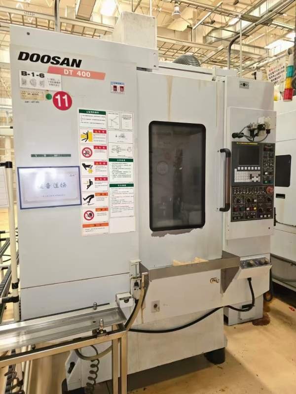 批发同款10台韩国原装斗山DT400钻工中心，三轴滚柱线.